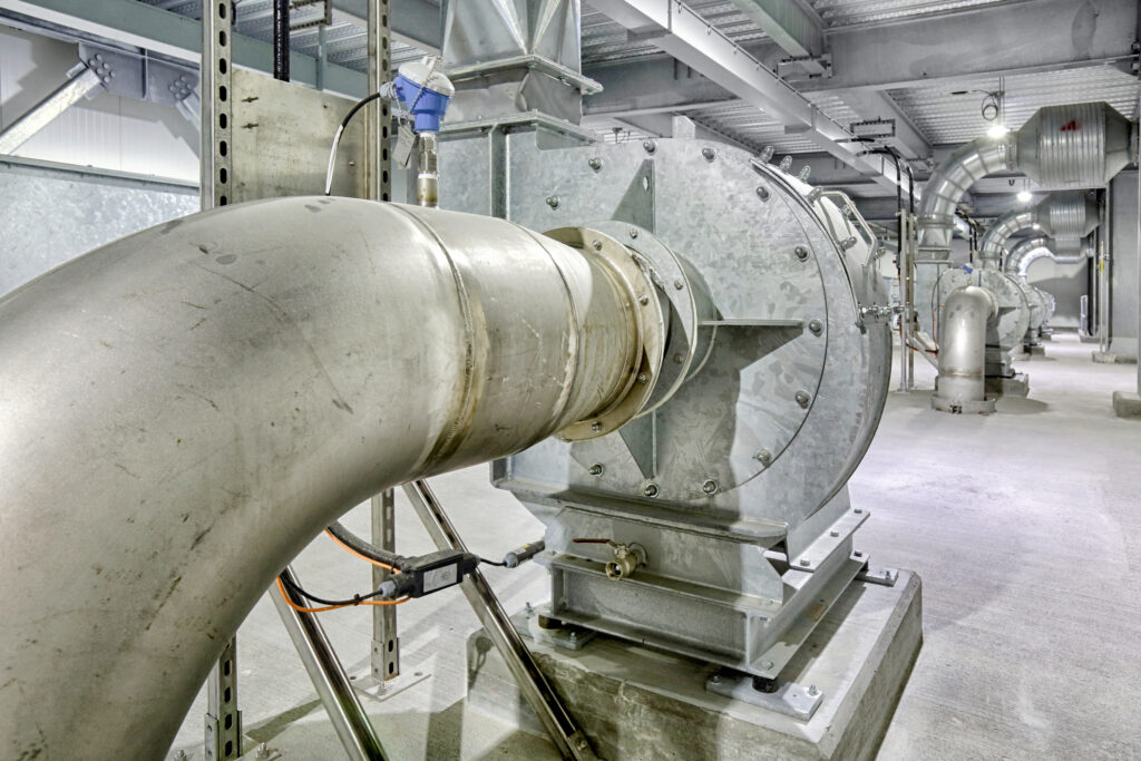 photo of large piece of metal machinery